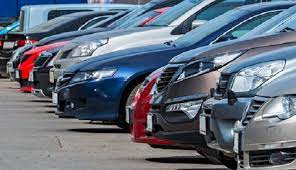 چرا قیمت خودروهای خارجی در ایران چند برابر کشورهای همسایه است؟