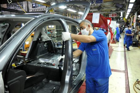 ۹۵ درصد تولید خودروی کشور در انحصار ۲ خودروساز داخلی