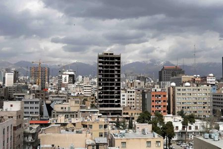 آسیب‌‌پذیری بسیاری از سکونتگاه‌ها و و زیرساخت‌‌های کشور در برابر زلزله‌  