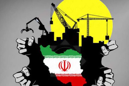 آینده اقتصاد کشور در دستان جوانان ایران‌زمین است