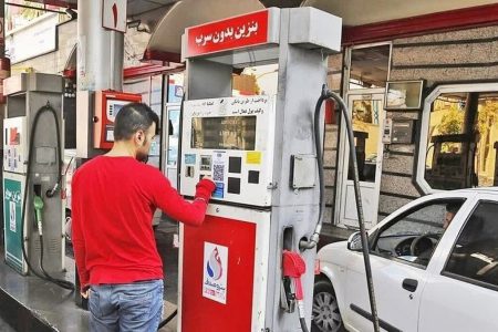 مردم به شایعه افزایش قیمت بنزین توجه نکنند