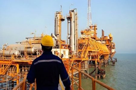 ۷۰ درصد از میادین نفتی و گازی مشترک ایران تولیدی هستند