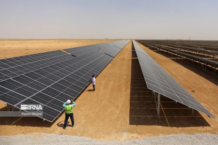 تعیین‌تکلیف احداث ۳ هزار مگاوات نیروگاه خورشیدی طی ۴ مرحله مناقصه