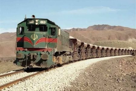 بدهی راه‌آهن به مالکان لکوموتیو پرداخت شد
