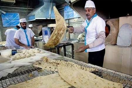 دولت هیچ دستور کاری برای آزادسازی قیمت و سهمیه‌بندی نان ندارد