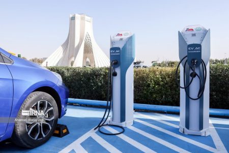 وزارت نیرو تأمین‌کننده برق ایستگاه‌های شارژ خودروهای برقی  