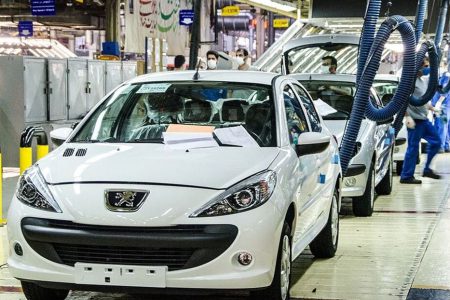 کاهش ۲۴ درصدی تولید خودرو در فروردین ماه امسال نسبت به مدت مشابه