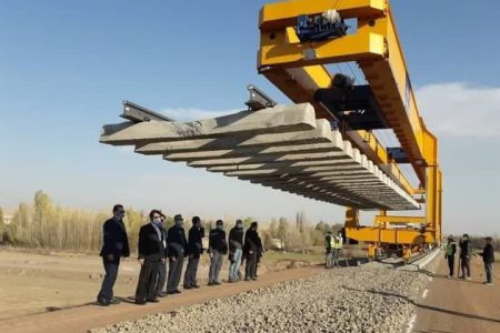 راه‌اندازی خط ریلی راه‌آهن غرب کشور با ۵۰ هزار میلیارد تومان سرمایه‌گذاری