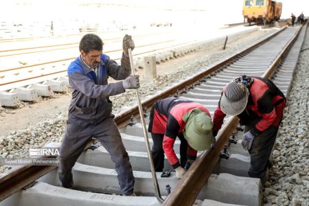 ۱۸۰۰ کیلومتر خط‌آهن با تمرکز بر تکمیل کریدورهای ریلی ساخته می‌شود