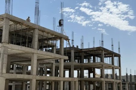 درخواست تحقیق و تفحص از بنیاد مسکن با ۴۰ امضاء کلید خورد