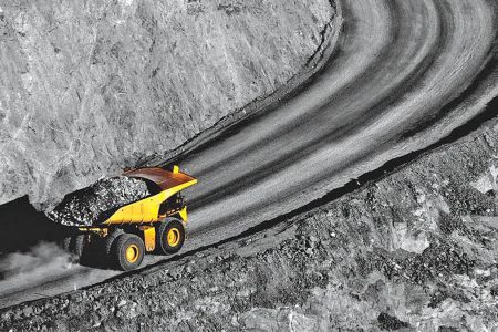 اهلیت‌سنجی در واگذاری معادن ضروری است