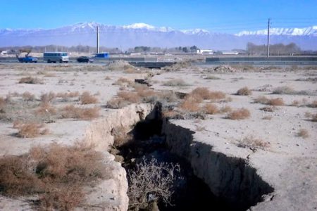 فرونشست سالانه یک تا ۳۱ سانتی متری زمین در ایران