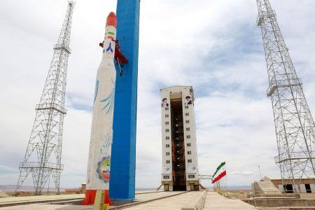 سمنان یا چابهار؛ پایگاه پرتاب ماهواره‌های ایرانی کجاست؟!
