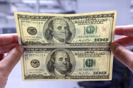 تک‌نرخی شدن ارز دوباره روی میز دولت آمد