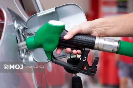 ثبت رکورد توزیع ۲۰۰ میلیون لیتر بنزین در یک روز