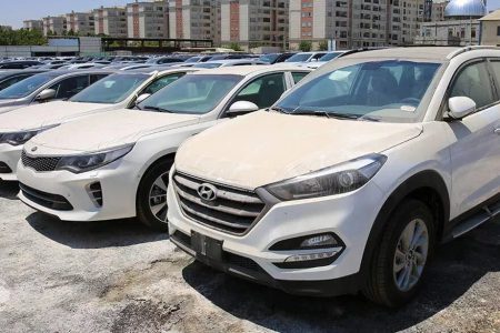تعیین‌تکلیف۲۴۰۰ خودروی وارداتی رسوبی در گمرک تهران